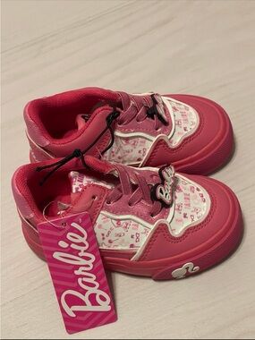 Barbie Pink Graphic Kids Lace-Up Sneakers